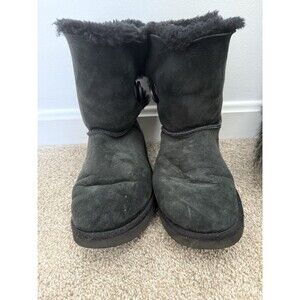 Women’s UGG Black Bailey Button Boots Size 8